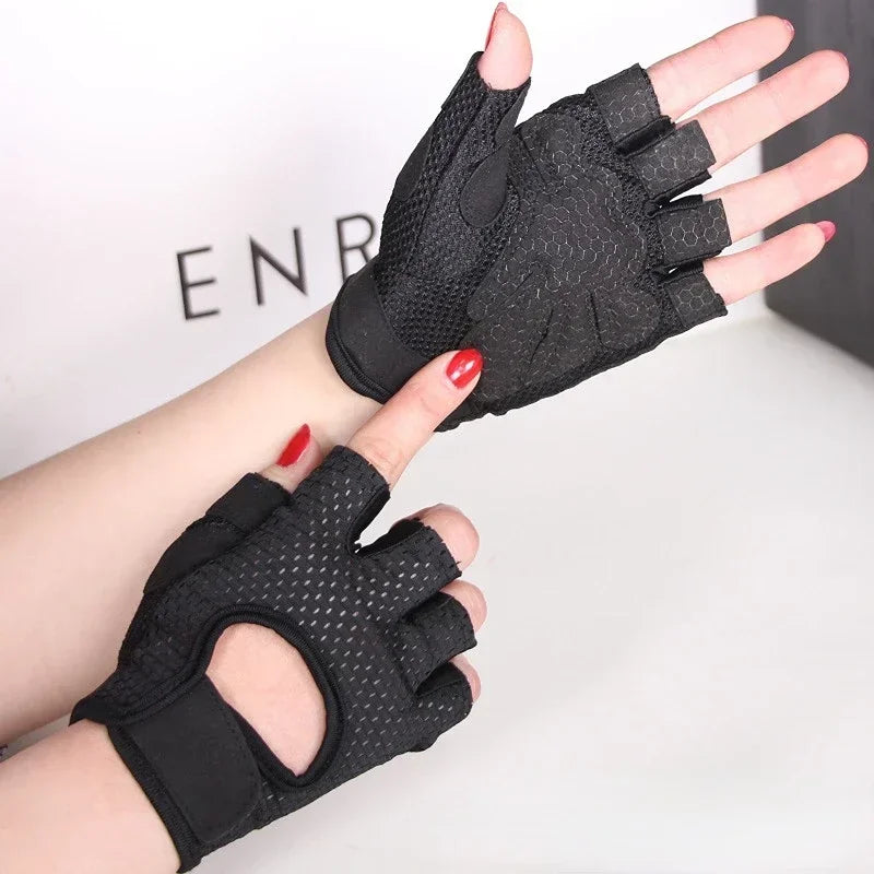 Summer Half Finger Gloves Ice Silk Breathable Gym Fitness Running Women Men Anti-Slip Pad Cycling Fingerless Gloves Bicycle