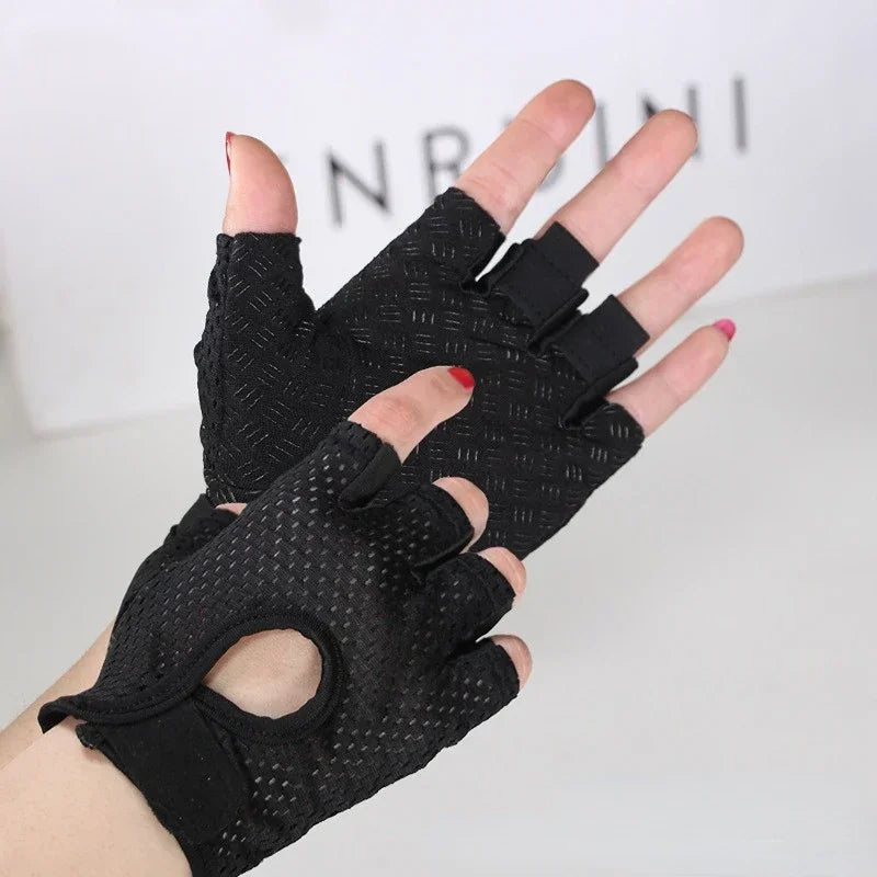 Summer Half Finger Gloves Ice Silk Breathable Gym Fitness Running Women Men Anti-Slip Pad Cycling Fingerless Gloves Bicycle